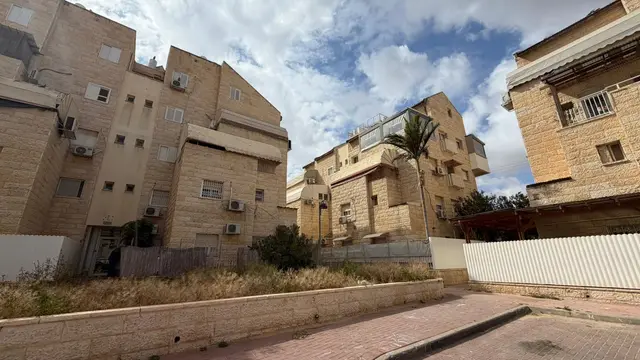 דופלקס 4 חדרים משופץ כחדש - בלעדיות - תמונה 16